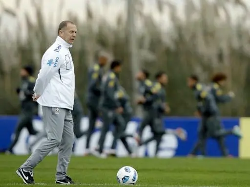 Selección de Brasil prioriza el Mundial sobre las Olimpiadas