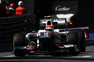 Pérez choca nuevamente en Monte Carlo y saldrá último