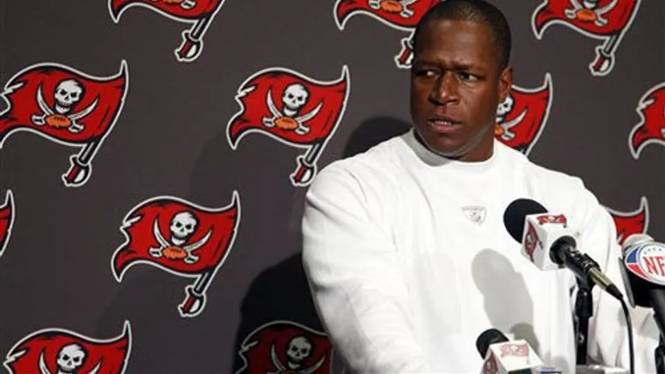 Morris y Spagnuolo destituidos en la NFL