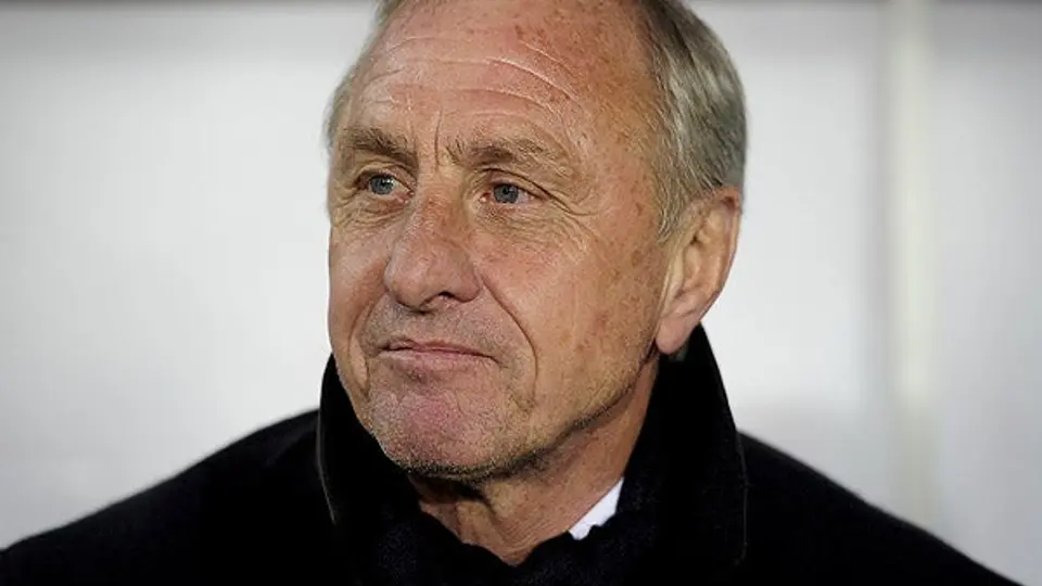 Cruyff trae su 'Futbol Total' a Chivas