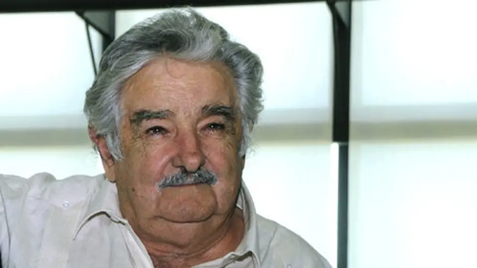 Presidente de Uruguay respalda a Luis Suárez