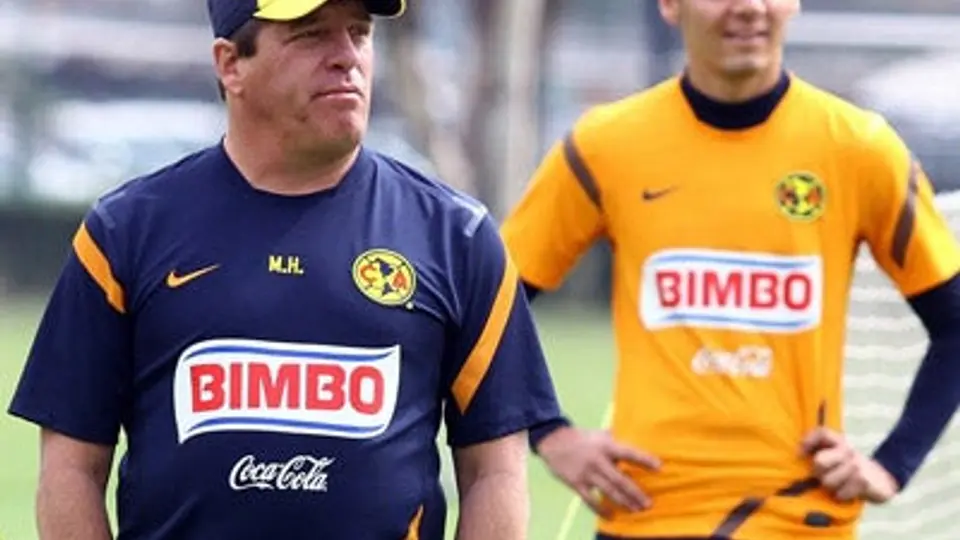 Herrera asegura que no platicó con prensa chilena sobre Chupete