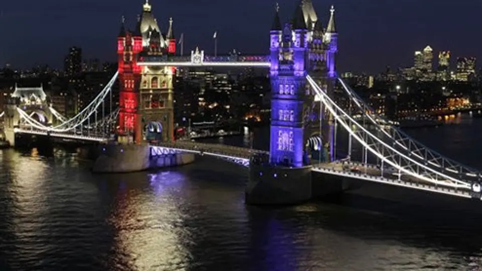 Implementan en Londres Carril Olímpico'