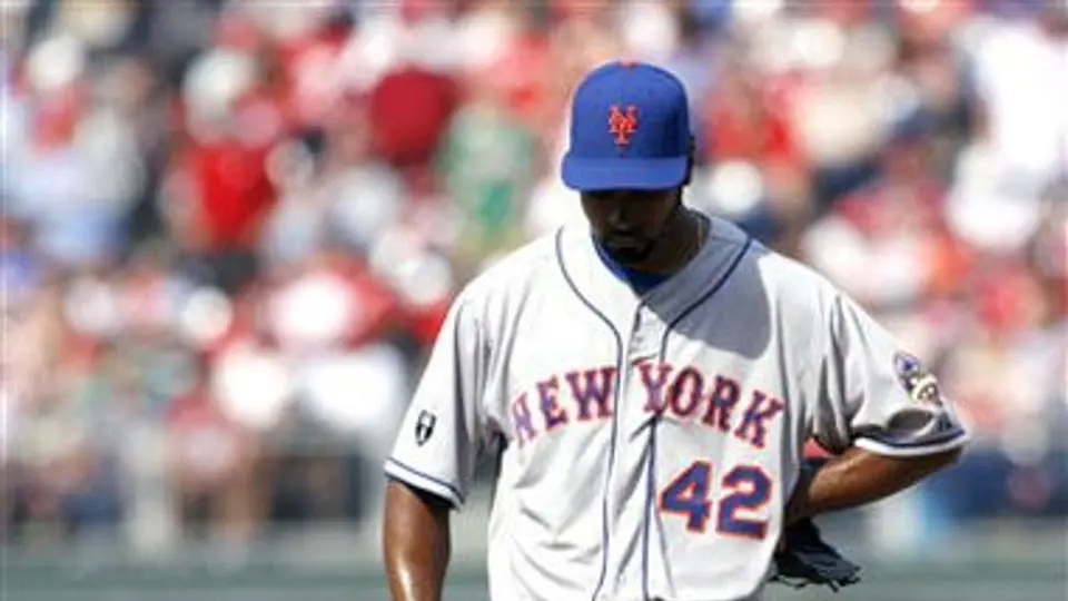 Filis vencen a Mets y evita la barrida