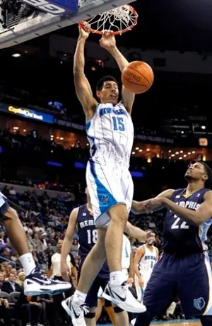 Ayón anota dos puntos en la derrota de los Hornets a manos de Grizzlies