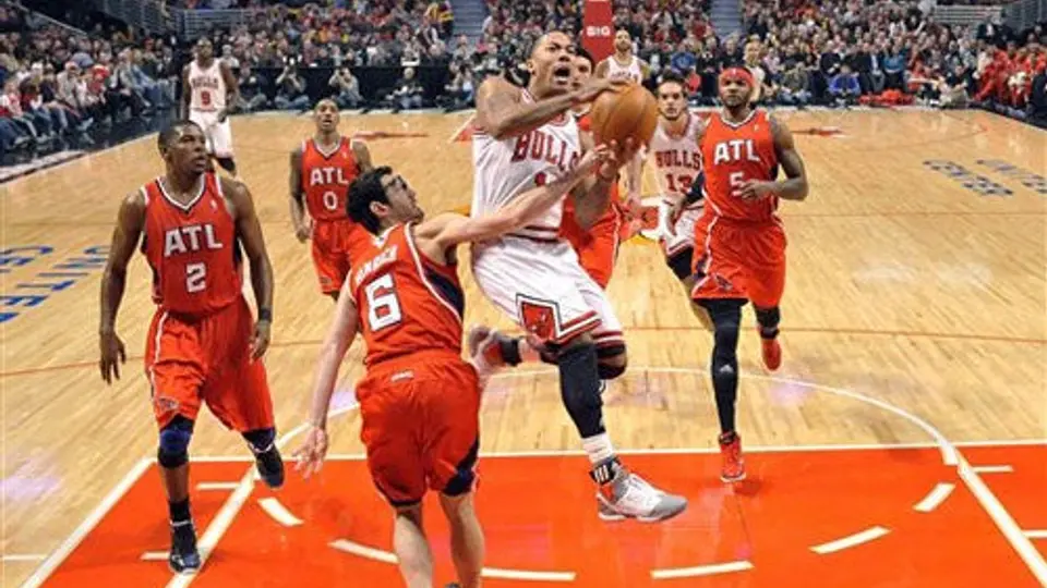 Rose guía a Chicago a la victoria en su regreso