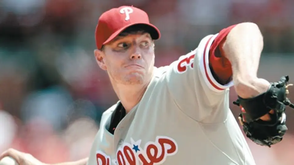 Roy Halladay se lesiona ante Cardenales
