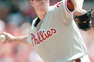 Roy Halladay se lesiona ante Cardenales