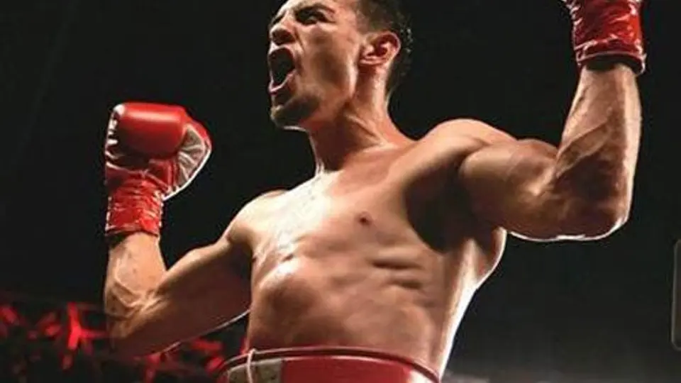 Aydin y Guerrero, por título de Mayweather