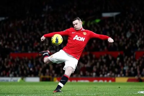 Manchester sanciona a Rooney por fiestero