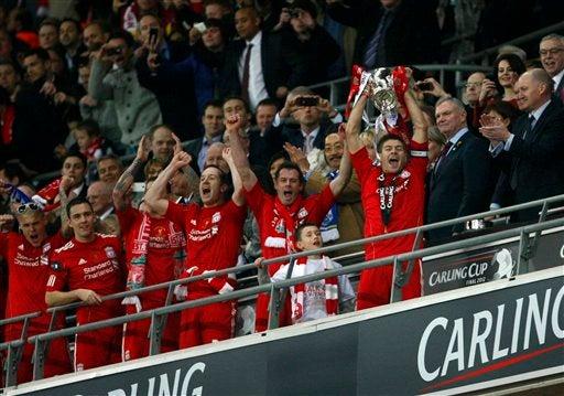 El cuadro de Kenny Dalglish se impuso 3-2 en penales. FOTO: AP