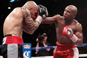 Mayweather, reconocido como boxeador del mes por el CMB