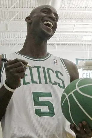 Kevin Garnett, podría convertirse en accionista de la Roma