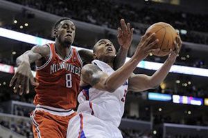 Griffin brilla en el triunfo de Clippers 92-86 sobre Bucks