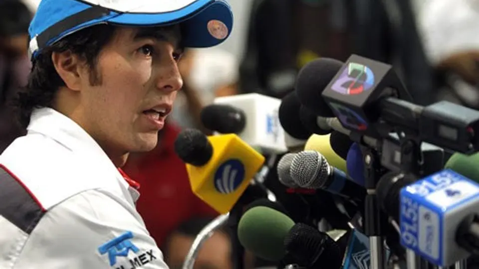 Tenemos que mantener los pies en el suelo": Checo