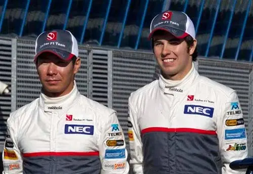 Checo peleará por podios en 2012