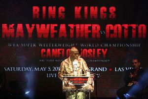 Mayweather llama "tramposos" a Pacquiao y Margarito