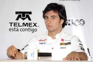 Lamenta Checo Pérez perder el sexto lugar en última vuelta