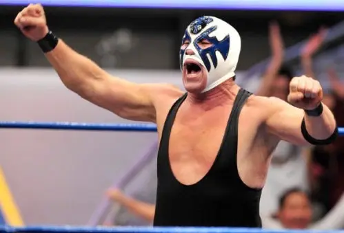 Mr. Niebla y Atlantis avanzan en Torneo de Parejas Increíbles