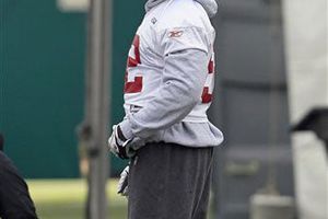 Patrick Willis es duda para el juego ante Gigantes