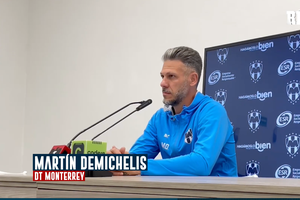 MARTÍN DEMICHELIS previo a emprender el viaje a San Luis Potosí