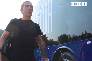 Vicente Sánchez dirigirá al menos dos juegos más a Cruz Azul