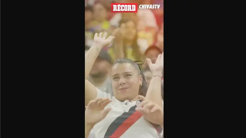 ¡Oficial! Alan Pulido regresa a Chivas
