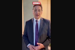 En el marco del centenario de la Liga Mexicana de Béisbol, charlamos con @pp.segarra y @enriqueburak sobre sus mejores recuerdos del rey de los deportes en México.