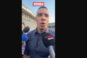 LUIS AMARANTO PEREA presente en EL OLÍMPICO UNIVERSITARIO para el partido de CRUZ AZUL