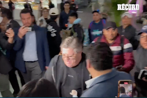 Miguel Herrera ya viaja rumbo a Costa Rica