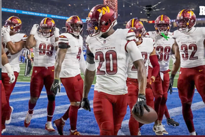 ‘Coach’ Castillo sobre la protección de la NFL a Patrick Mohames: “Hay que cuidar a las estrellas”