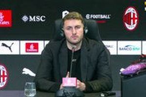 SANTIAGO GIMENEZ es presentado de MANERA OFICIAL con el MILAN