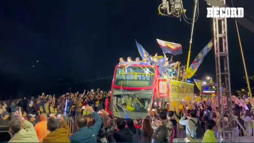 Así LLEGÓ el AMÉRICA a la CELBRACIÓN de el TRICAMPEONATO