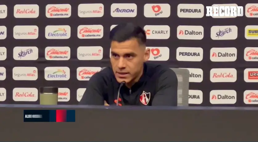 Aldo Rocha: “El Clásico es distinto hay que jugarlo con huev… y corazón”
