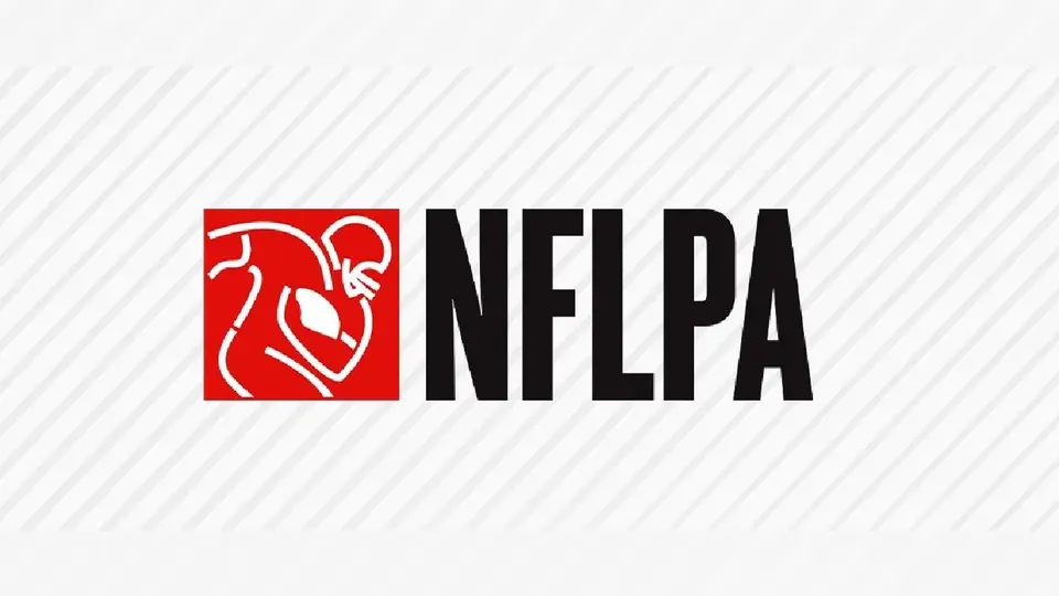Jugadores de la NFL rechazan una temporada de 18 partidos