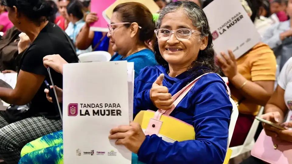 Con apoyos de hasta 50,000 pesos, el Gobierno de Tabasco apuesta por la autonomía económica de las jefas de familia./ RS
