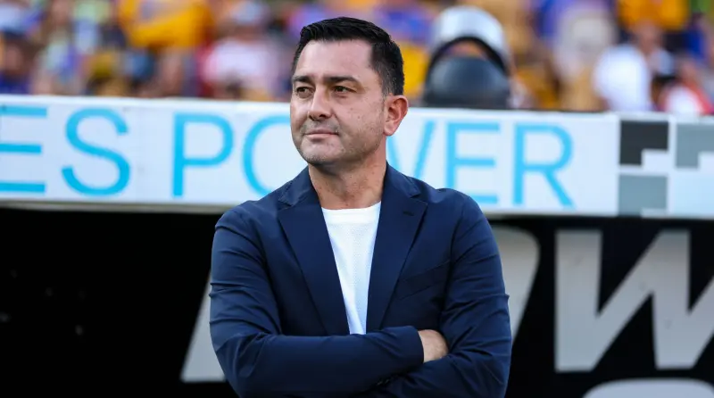 Pedro Martínez Losa, DT de Tigres Femenil | IMAGO7