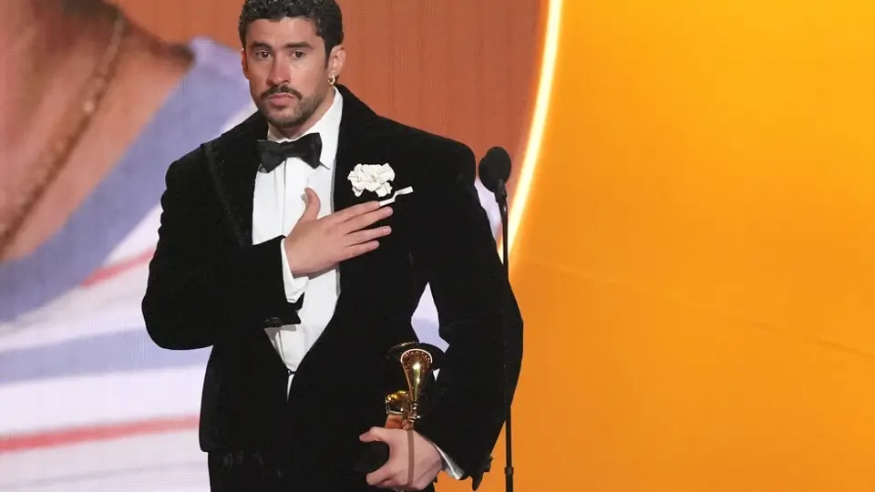 El puertorriqueño arremetió contra ICE durante su discurso en los Premios Grammy. / AP
