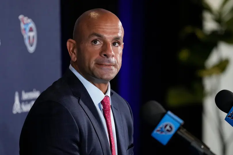 Sólo Robert Saleh y otros tres entrenadores representarán a las minorías | AP