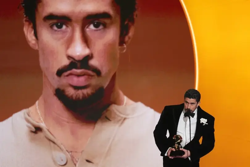 Bad Bunny gana álbum del año en los Grammy 2026. / AP