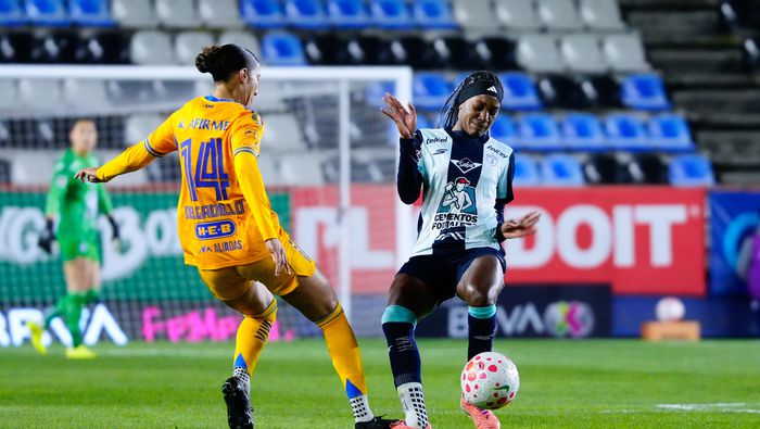 Myra Delgadillo se enfrenta a Yirleidis Quejada en el partido de la Jornada 6 del Clausura 2026 | IMAGO 7