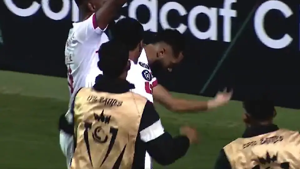 Como el mago: Jorge Álvarez festejó igual que Fidalgo tras anotarle gol al América
