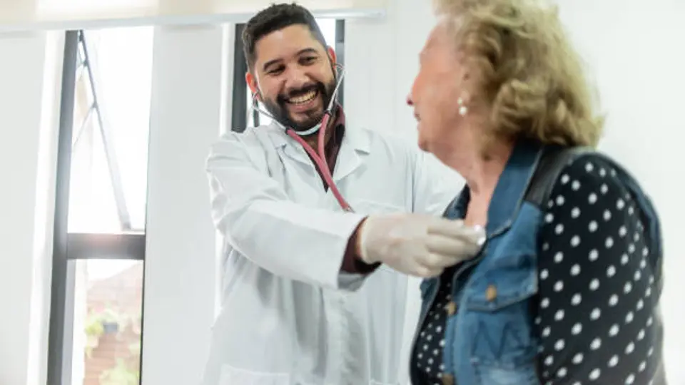 El Centro de Atención Integral ofrece servicios de salud enfocados en gente de 60 años o más. / iStock