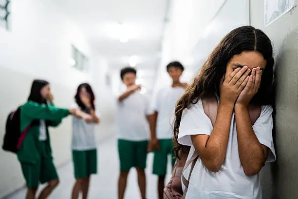 La ley busca evitar nombres que puedan causar burla, discriminación o confusión a niñas y niños. / iStock