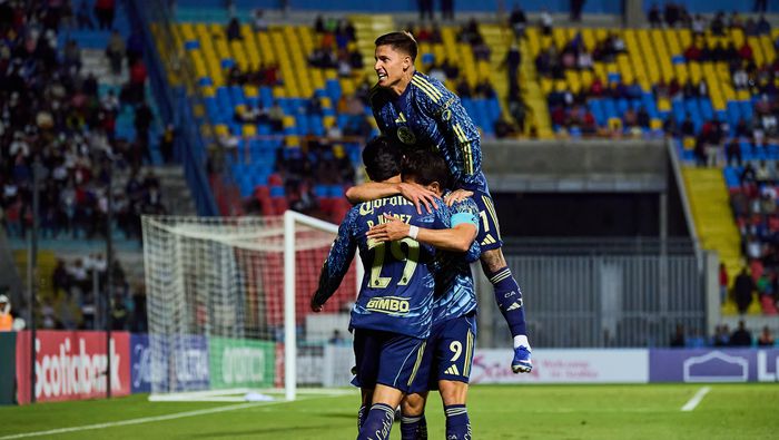 Jugadores de América en festejo de gol en el partido ante Olimpia | MEXSPORT