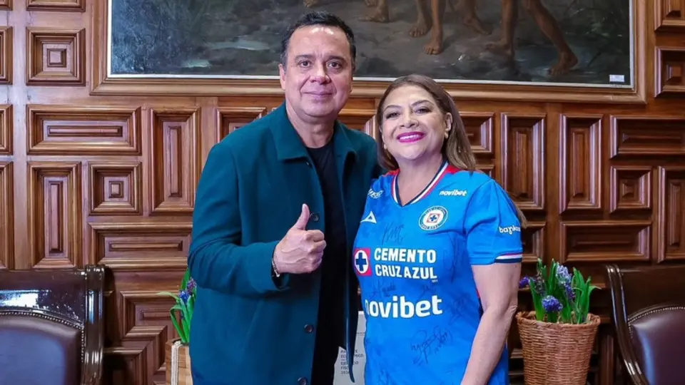 Víctor Velázquez y Clara Brugada |