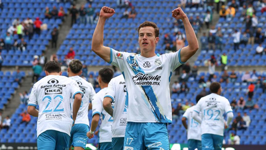 Esteban Lozano celebra un gol en el partido del Clausura 2026 contra Mazatlán | IMAGO 7