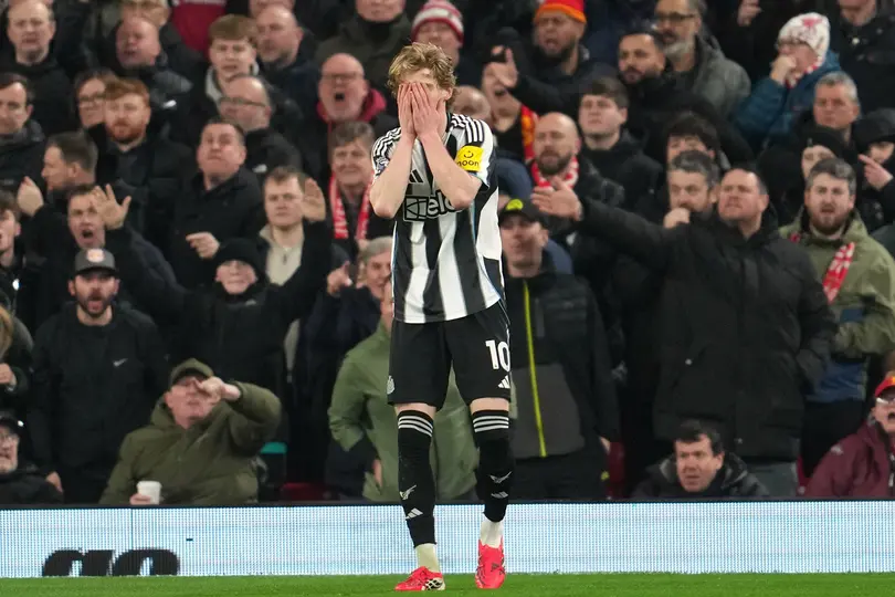 Anthony Gordon reaccionando a uno de los resultados adversos de los Magpies | AP