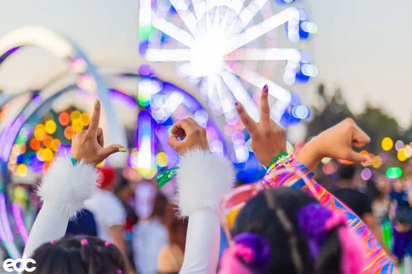 PLUR es la filosofía que promueve paz, amor, unidad y respeto dentro del EDC. / FB:@ElectricDaisyCarnivalMexico