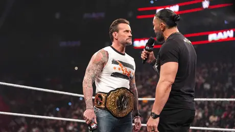 Roman Reigns vs CM Punk encabezará WrestleMania 42: una rivalidad personal que llega a su punto máximo